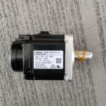 Omron Servo Motor R88M-1M40020C-S2