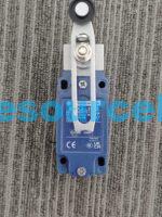 Schneider Telemecanique Limit Switch XCKM115 - Image 2